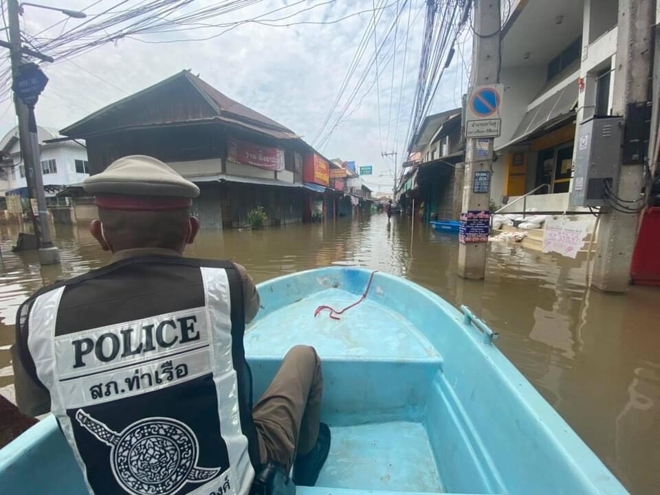 สภ.ท่าเรือ ปรับ 3 ทีมสายตรวจทางเรือดูแลปชช.