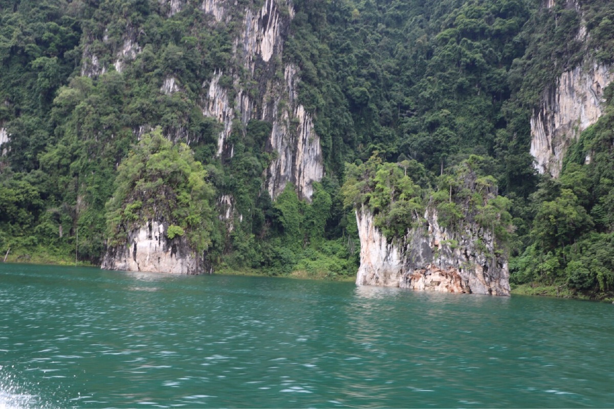 เขื่อนเชี่ยวหลาน พร้อมเปิดรับนทท.1พ.ย.นี้