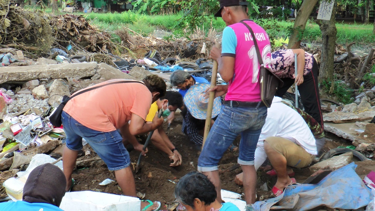 เซียนพระฟันธงเหรียญสมโภชพระธาตุพนมปี18 ของแท้ล้านเปอร์เซ็นต์