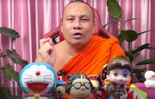 "พระมหาไพรวัลย์" ประกาศกลางไลฟ์ "พระมหาสมปอง" อยู่เป็นพระไม่ได้ก็สึก