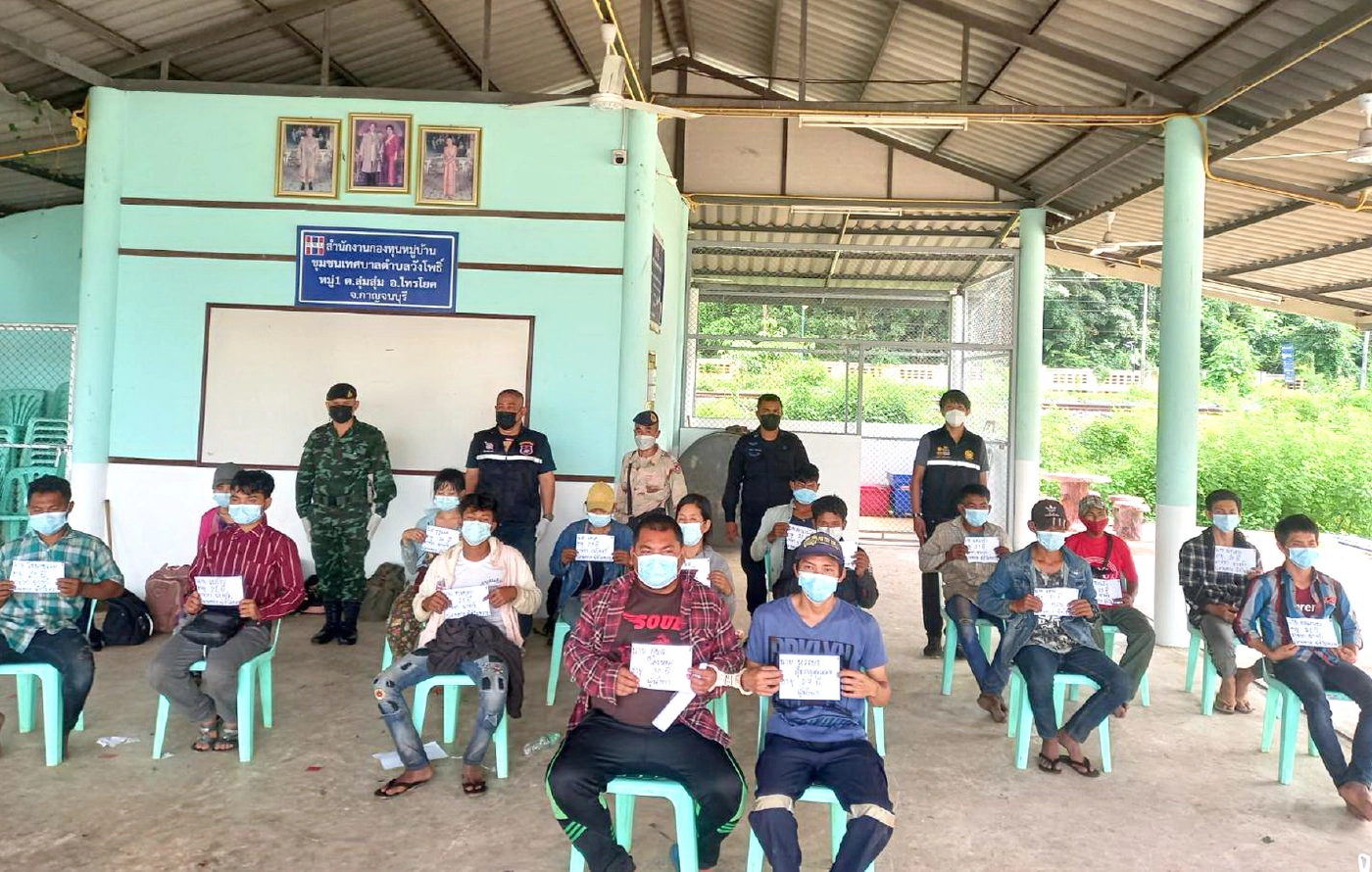 แรงงานเมียนมาทะลักไม่หยุด วันเดียวจับ 2 คดี 48 คนหลบหนีเข้าเมือง 