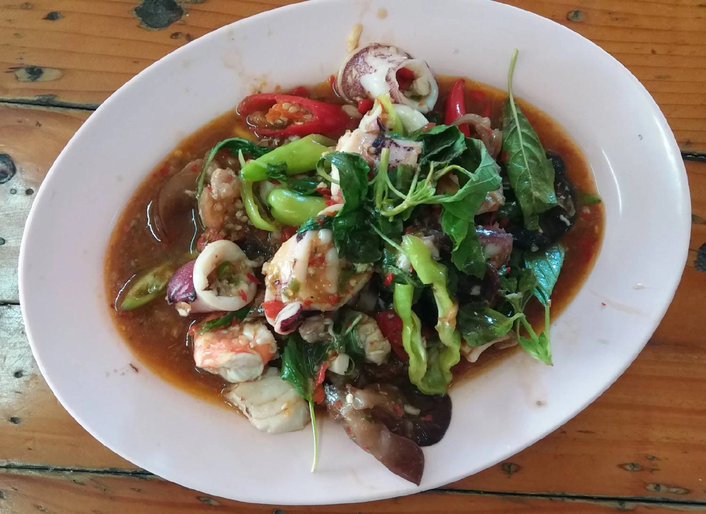 ครัวทะเล วิวดีอิ่มอร่อย ไม่แพง เที่ยวเมืองชลฯ ห้ามพลาด