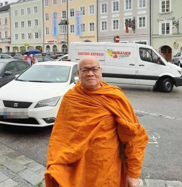 ลูกศิษย์อาลัย หลวงพ่อสุพจน์ สีลจนฺโท มรณภาพภายในกุฏิ สิริอายุ 72 ปี