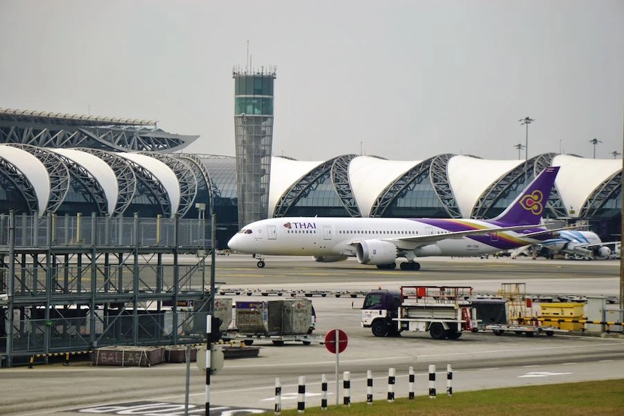 ลุ้นเปิดประเทศทิ้งทวนเอเปคก่อนยุบสภาฯ