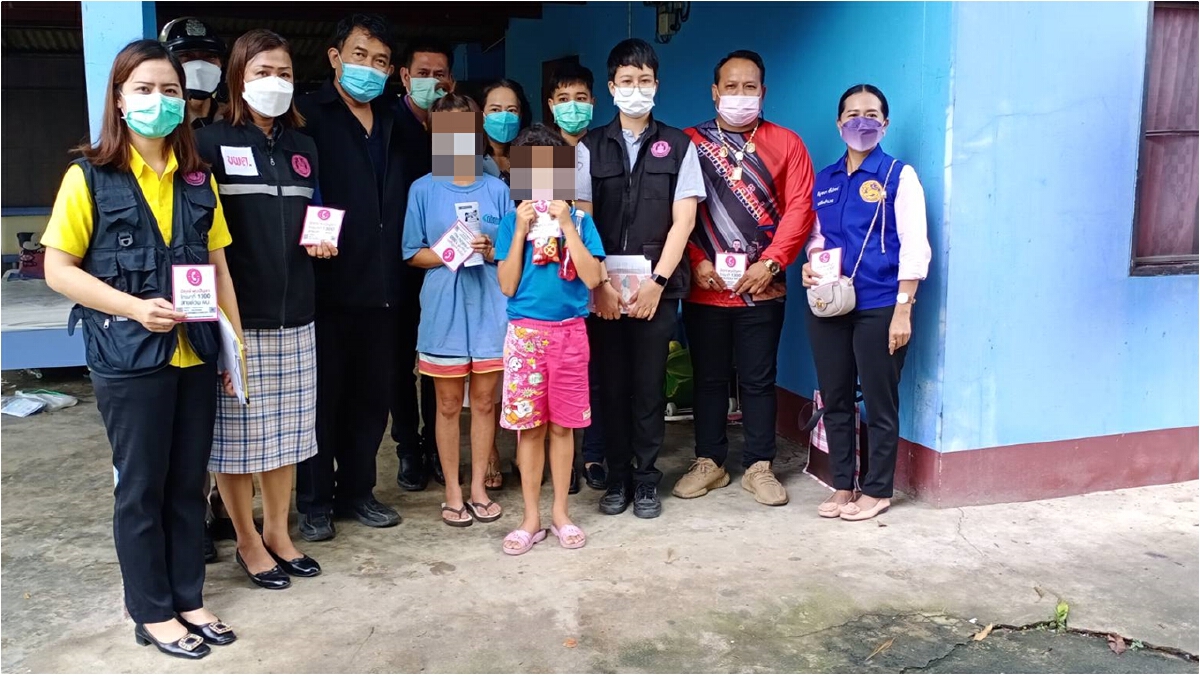 จนท.บ้านพักเด็กฯ พบแม่เด็กใช้ไม้กระหน่ำตีลูกสาว ทำบันทึกห้ามทำร้ายลูก