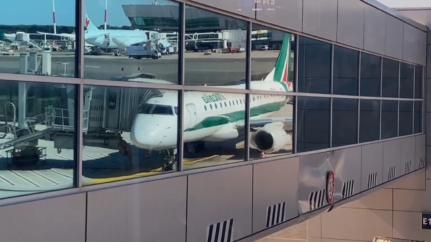 ปิดฉาก 74 ปี "อลิตาเลีย" สายการบินแห่งชาติของอิตาลี