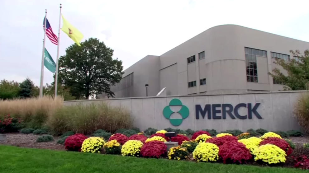 Merck วิจัยและผู้ผลิต “โมลนูพิราเวียร์”