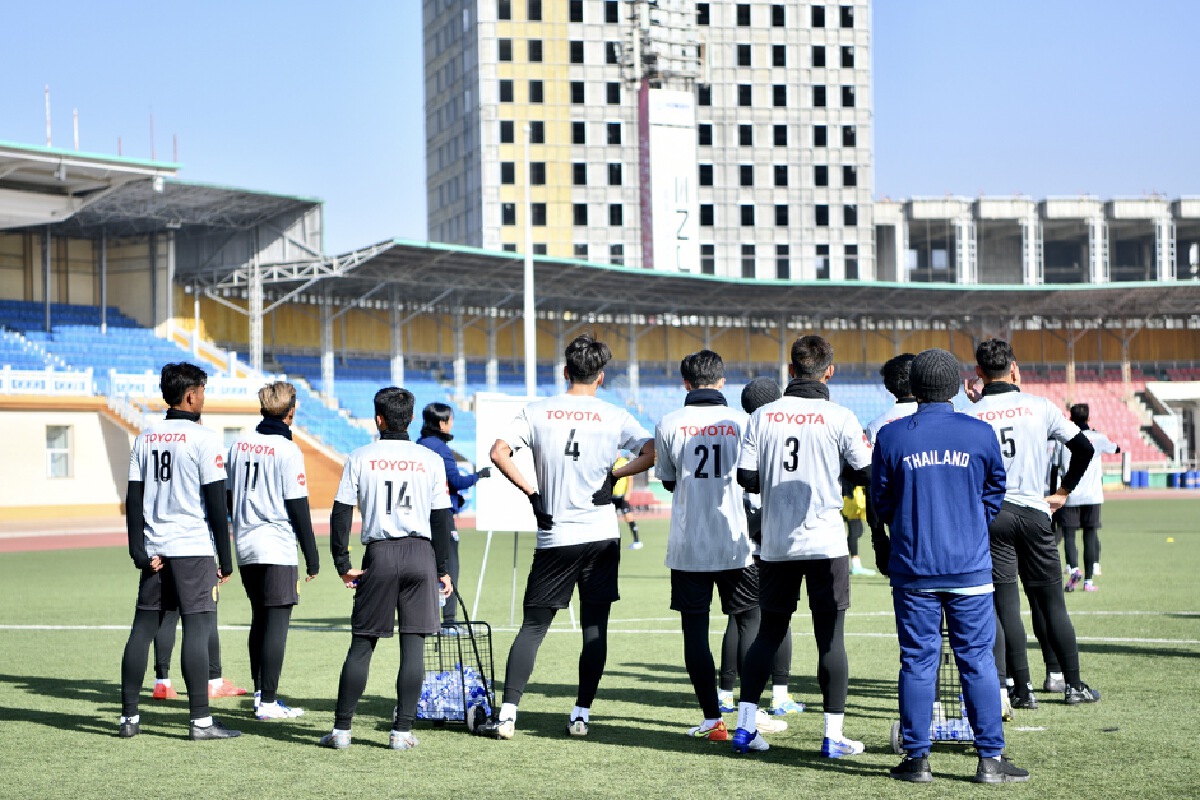 ช้างศึก U23 ลงซ้อมต่อเนื่อง, "โจนาธาน" ยันไร้ปัญหาเรื่องปรับตัว