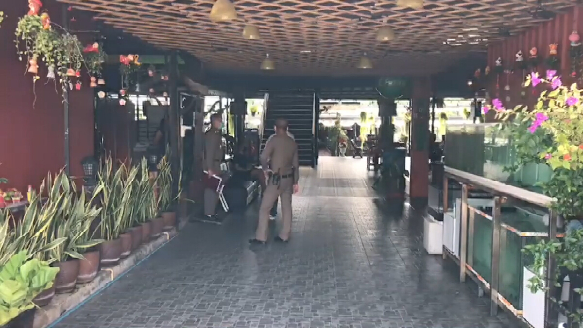 โจรพ่อลูกอ่อนงัดร้านอาหารตำรวจขโมยเงินเลี้ยงลูก