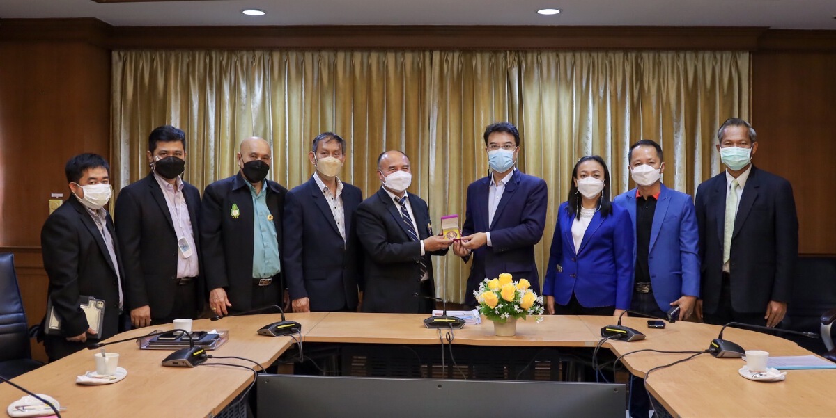 "ปริญญ์"จับมือสปท.ขับเคลื่อนโครงการ "เรียนจบพบงาน" สร้างโอกาสนศ.อาชีวะ