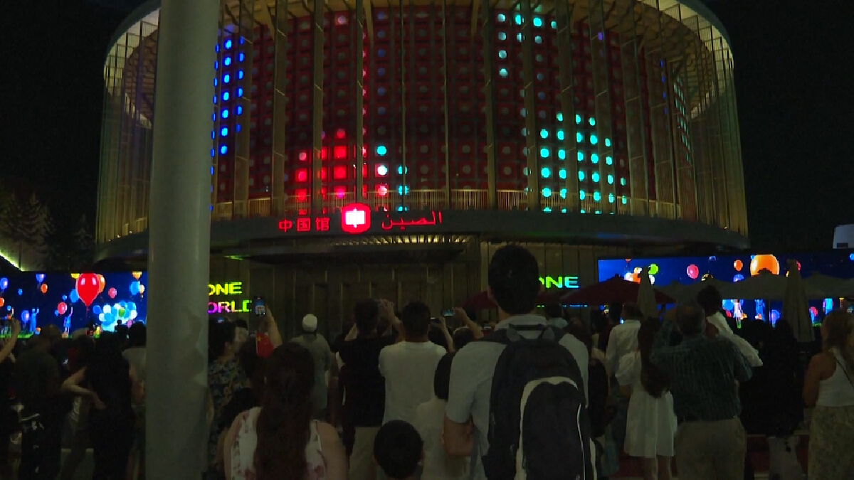 จีนจัดเต็มโชว์ความล้ำหน้า ในงาน EXPO ที่ดูไบ ( คลิป )