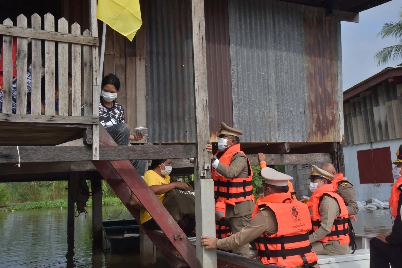 ปภ. เผย ยังคงมีพื้นที่ประสบอุทกภัย 18 จังหวัด ประสานเร่งช่วยเหลือประชาชน