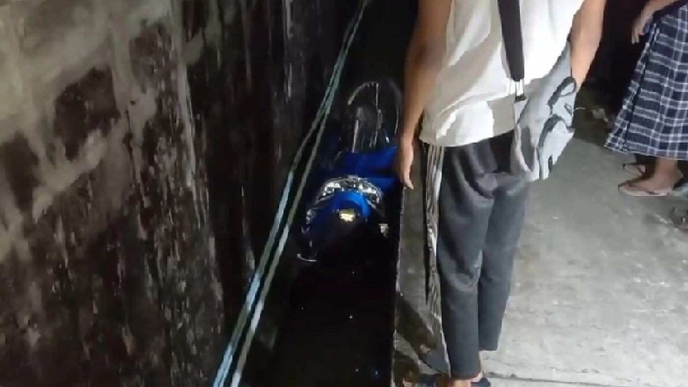 เมืองเถื่อน ขี่มอเตอร์ไซค์ไล่ยิงกันย่านทุ่งครุ ระบุ หลายครั้ง ยังจับไม่ได้