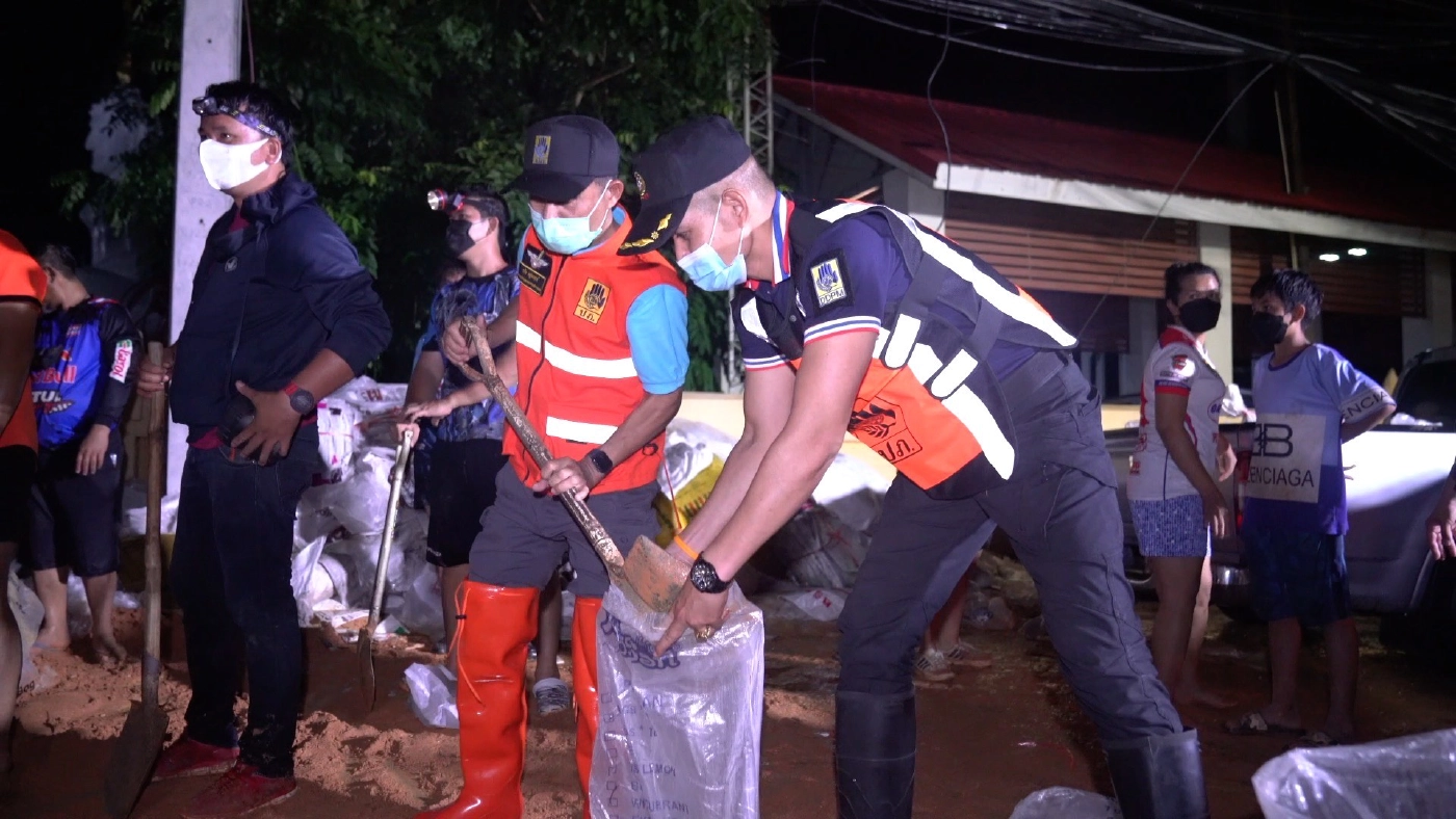 เร่งติดตั้งเครื่องผลักดันน้ำท่วมเข้าเขตอำเภอเมืองขอนแก่น