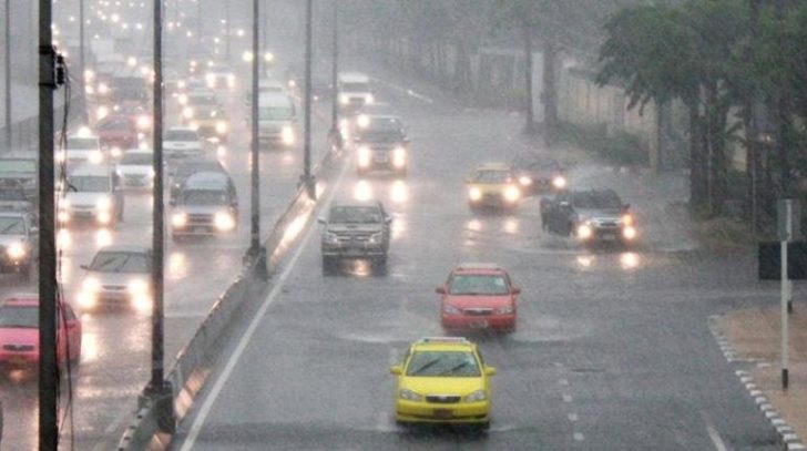 อุตุฯ เตือนทั่วไทยระวังฝนถล่มหนัก กทม.มีฝนร้อยละ 80 ของพื้นที่