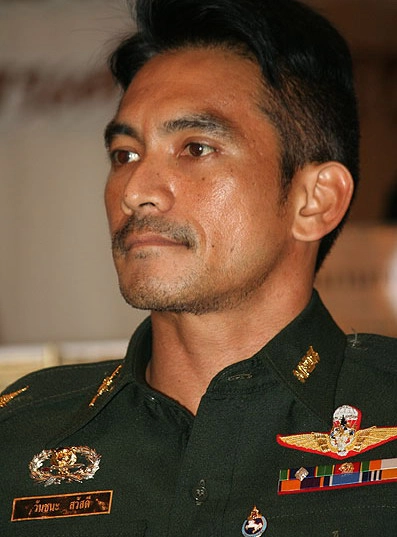 "ผู้พันเบิร์ด" เทิดทูน "ในหลวงรัชกาลที่ ๙" ประดุจดั่ง "สมเด็จพระนเรศวร"