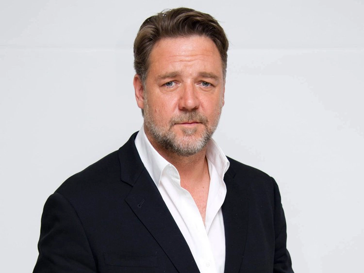 “รัสเซล โครว์” 