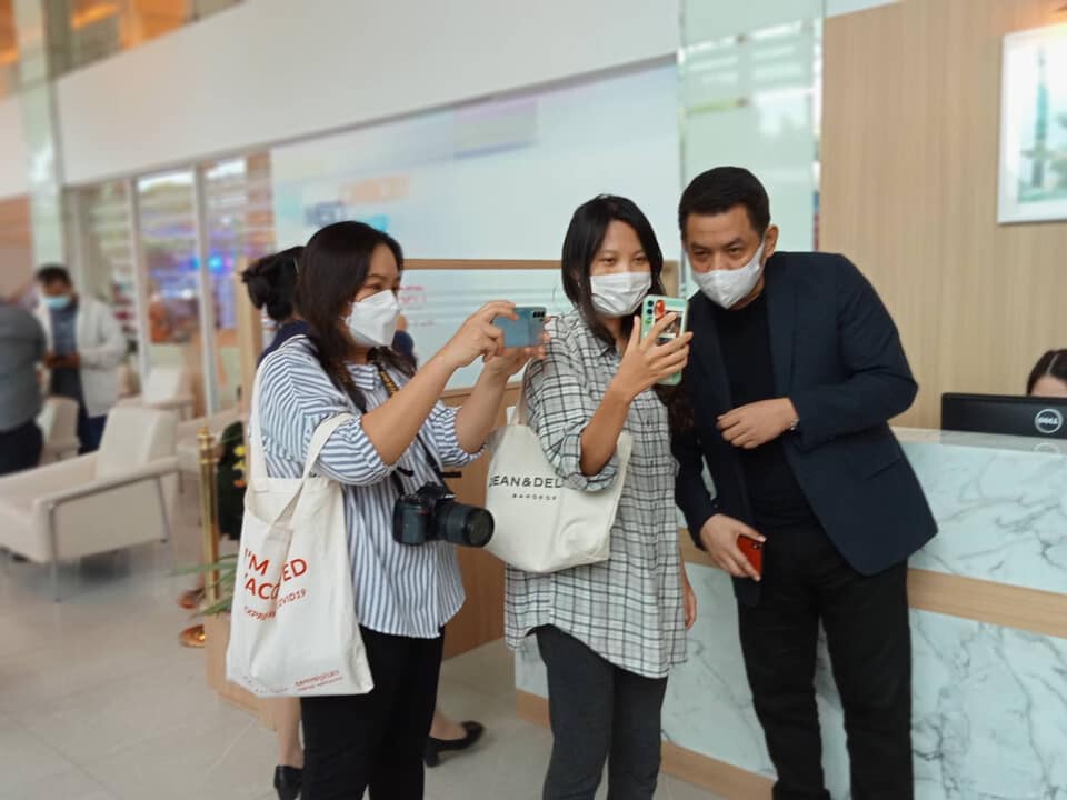 อัปเดต อาการ "สมเกียรติ " อดีตแกนนำพันธมิตรฯ เส้นเลือดแตกบริเวณก้านสมอง
