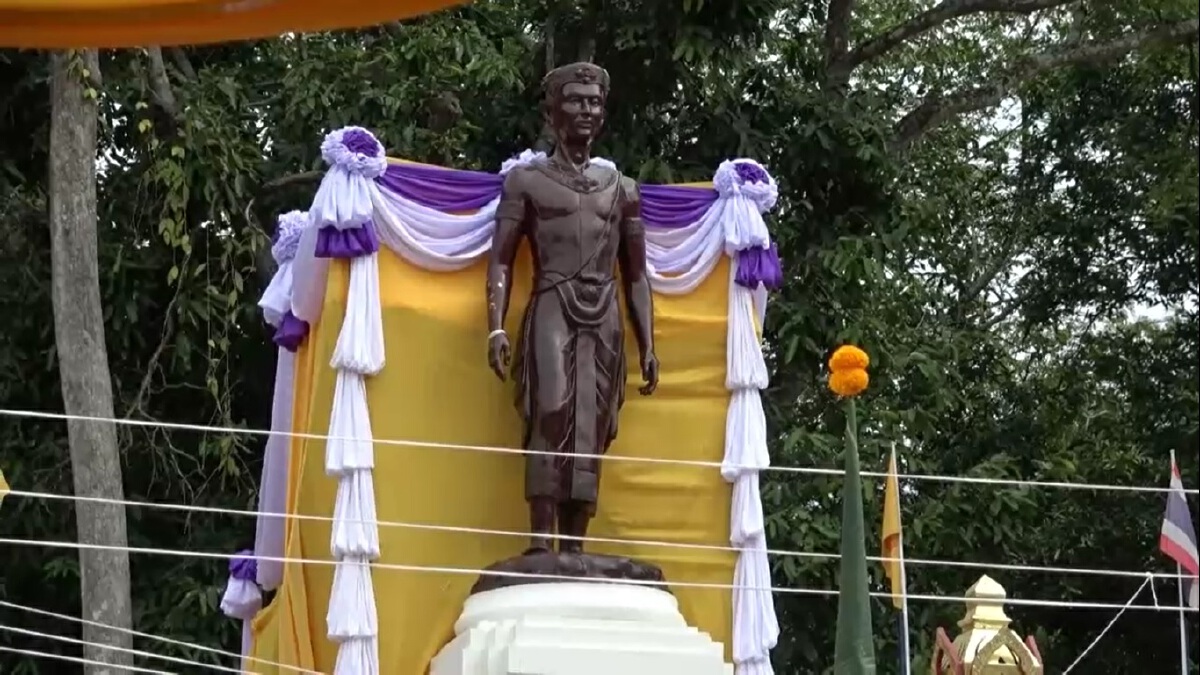 วัดพระธาตุแช่แห้งทำพิธี-บรรจุหัวใจอนุสาวรีย์เจ้าผู้ครองนครน่านองค์ที่ 6