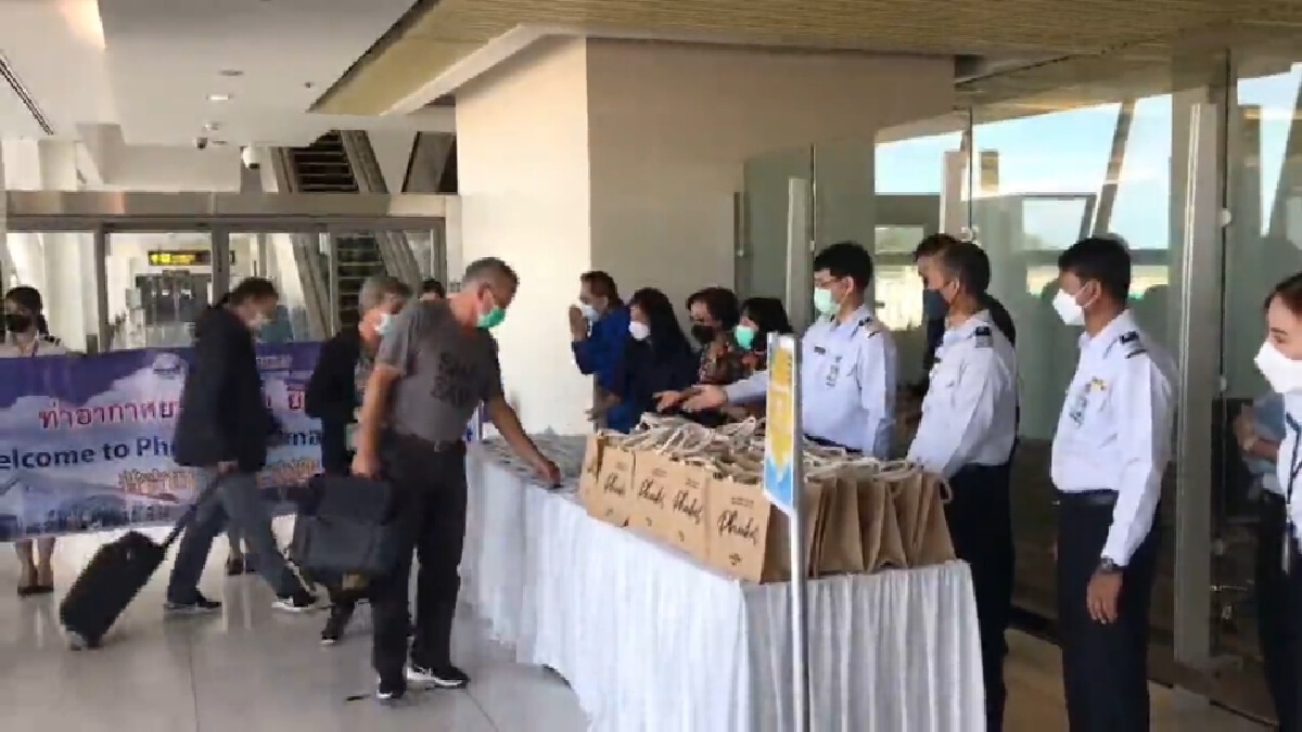 เที่ยวบินปฐมฤกษ์นทท.135คนบินตรงสตอกโฮล์ม-ภูเก็ต