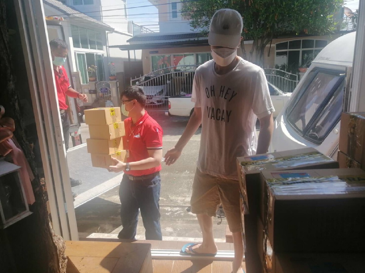 “เก้า จิรายุ” มอบกล่องปันสุขกว่า 1000 กล่องฉลองวันเกิดครบ 26 ปี