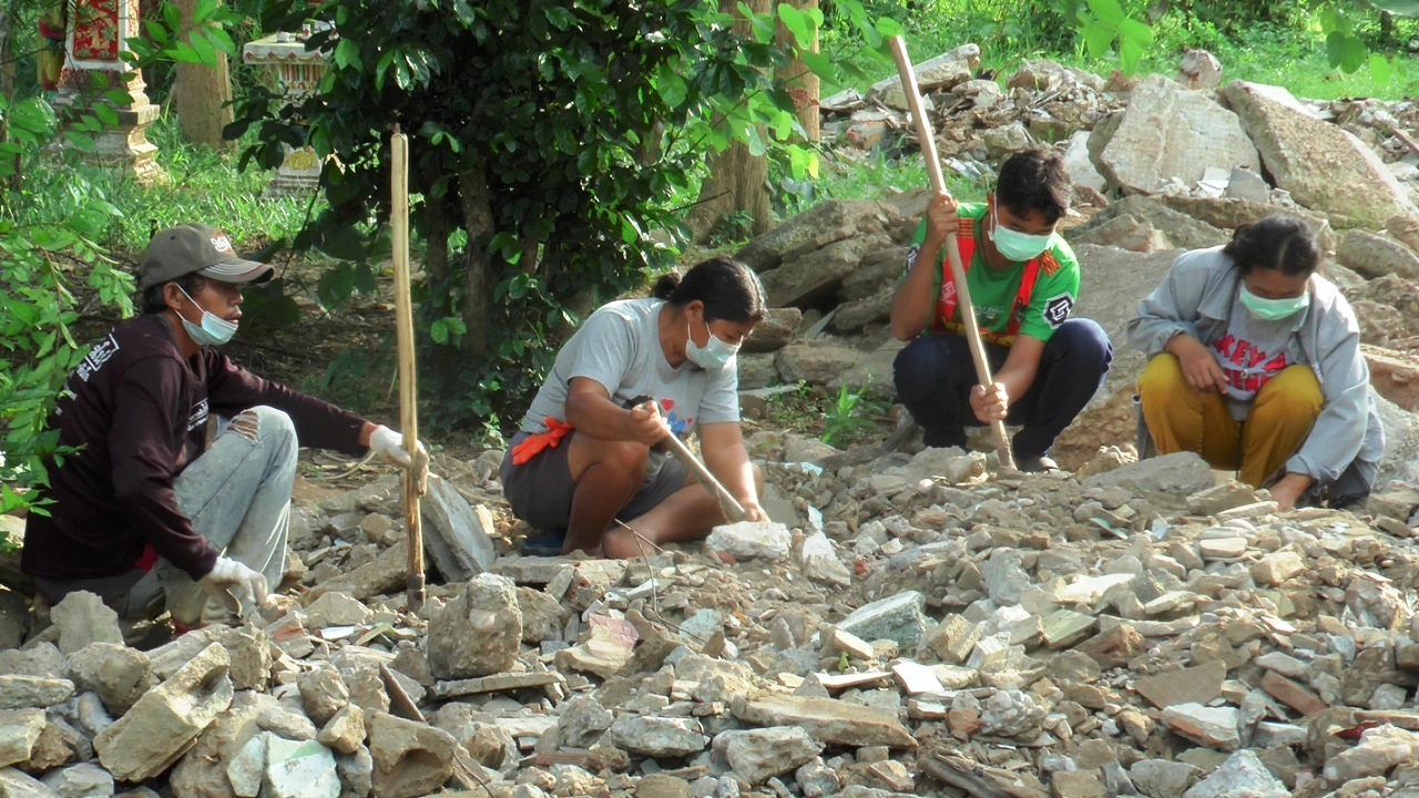 เซียนพระฟันธงเหรียญสมโภชพระธาตุพนมปี18 ของแท้ล้านเปอร์เซ็นต์