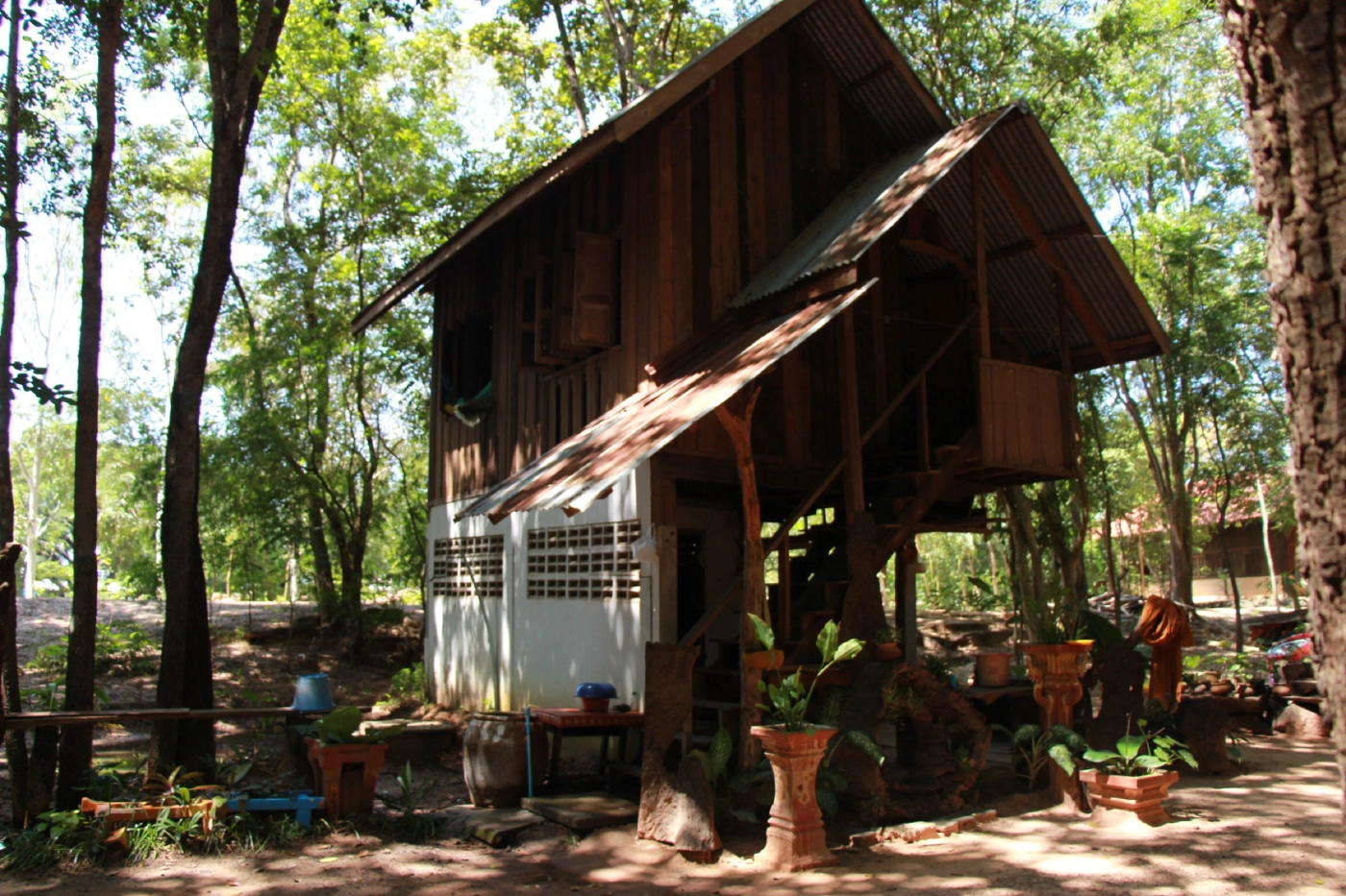 ทั้งพระ-โยมยันในป่าช้าวัดกัลยาณธรรมมีผีจริงเคยเจอกับตัวเอง