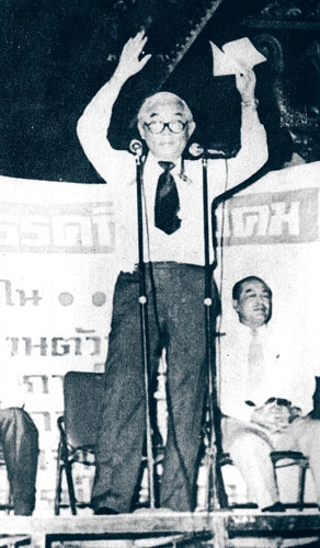 ร่วมรำลึก ม.ร.ว. "คึกฤทธิ์ ปราโมช" 26 ปีที่จากไป