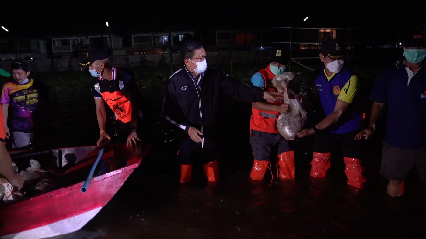 เร่งติดตั้งเครื่องผลักดันน้ำท่วมเข้าเขตอำเภอเมืองขอนแก่น