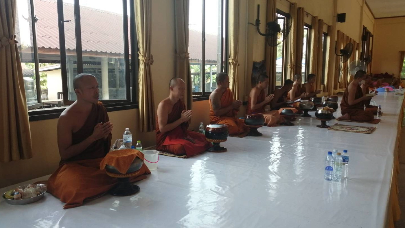 พระสงฆ์-ญาติโยมเมืองน้ำดำเดือดไม่รับมติมหาเถรสมาคม