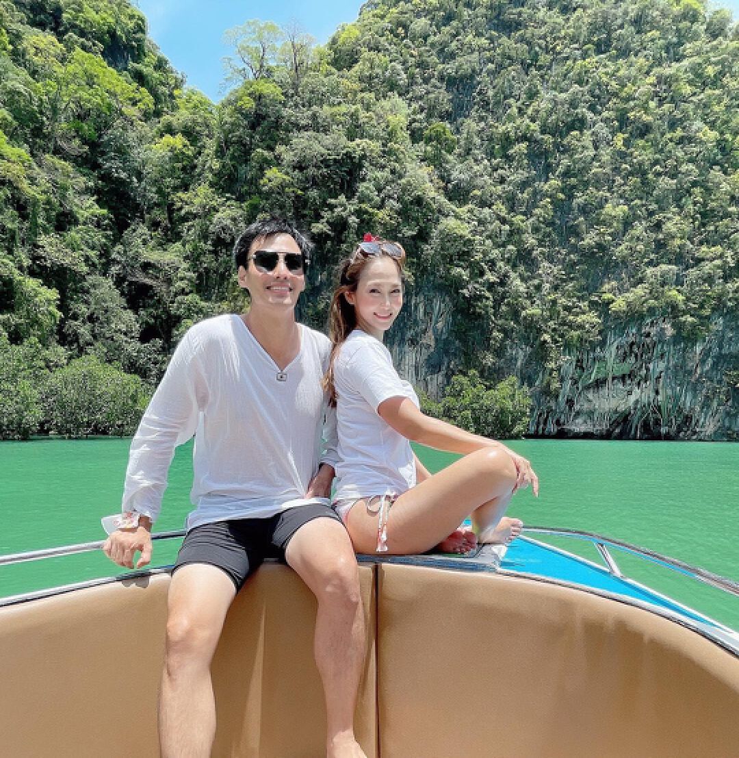 “นาวินต้าร์-ไฮโซน้ำหวาน”  ใช้ชีวิตหัวหิน ไร้แพลนกลับเมืองกรุง