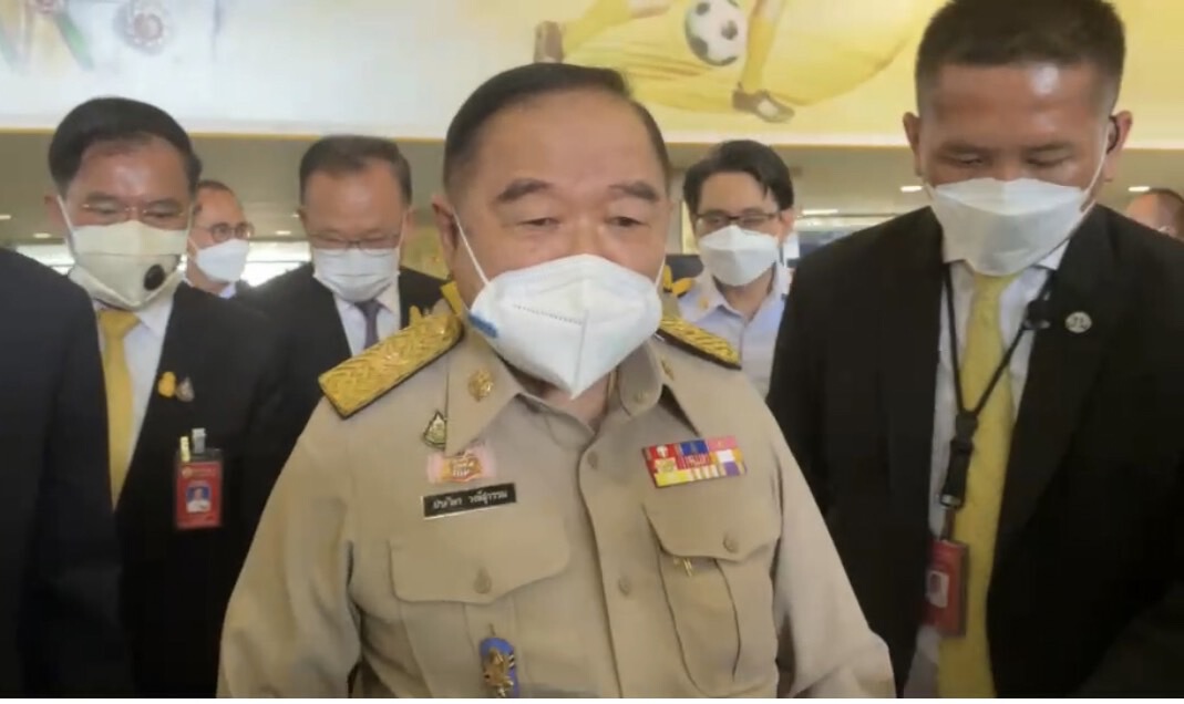 "บิ๊กป้อม"สั่งทุกหหน่วยงานเตรียมพร้อมรับมือพายุ"ไลออนร็อก"