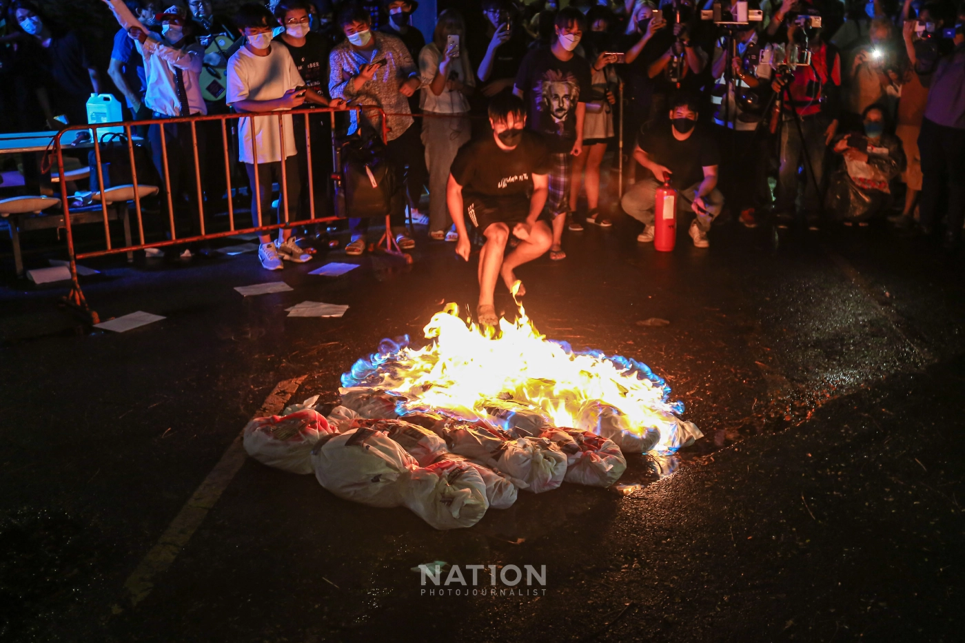 กิจกรรมรำลึก 45 ปี ุ6 ตุลาคม 19 ที่ ม.ธรรมศาสตร์ ท่าพระจันทร์