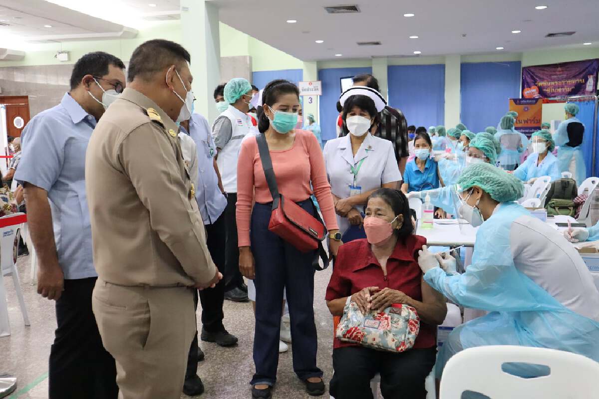 สุดเศร้า! เมืองคอนสังเวยโควิดวันเดียว 8 ศพ ติดเชื้อเพิ่มอีก 345 ราย