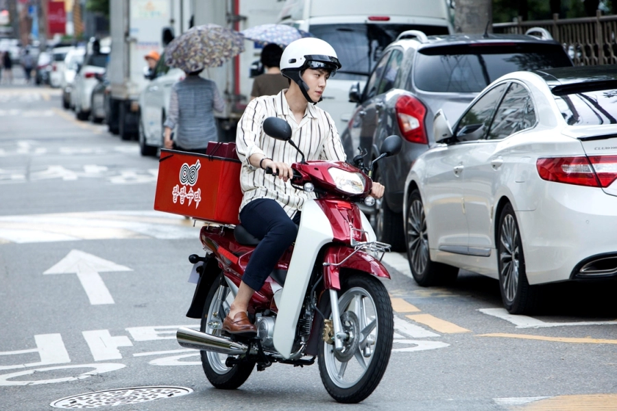 Dispatch เผยความจริงอีกด้านระหว่าง "คิมซอนโฮ" กับอดีตแฟนสาว