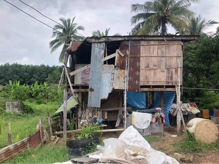 เยี่ยมเด็กเรียนออนไลน์-พบ“น้องชิ”ยากจนอยู่แบบลำบาก