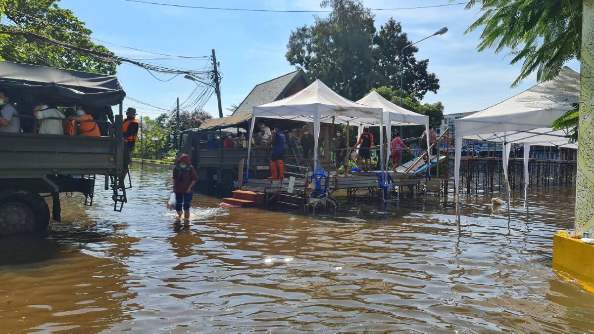 ผวจ.ใหม่ "ไกรสร กองฉลาด" ทำงานวันแรกเรียกประชุมแก้น้ำท่วมเมือง