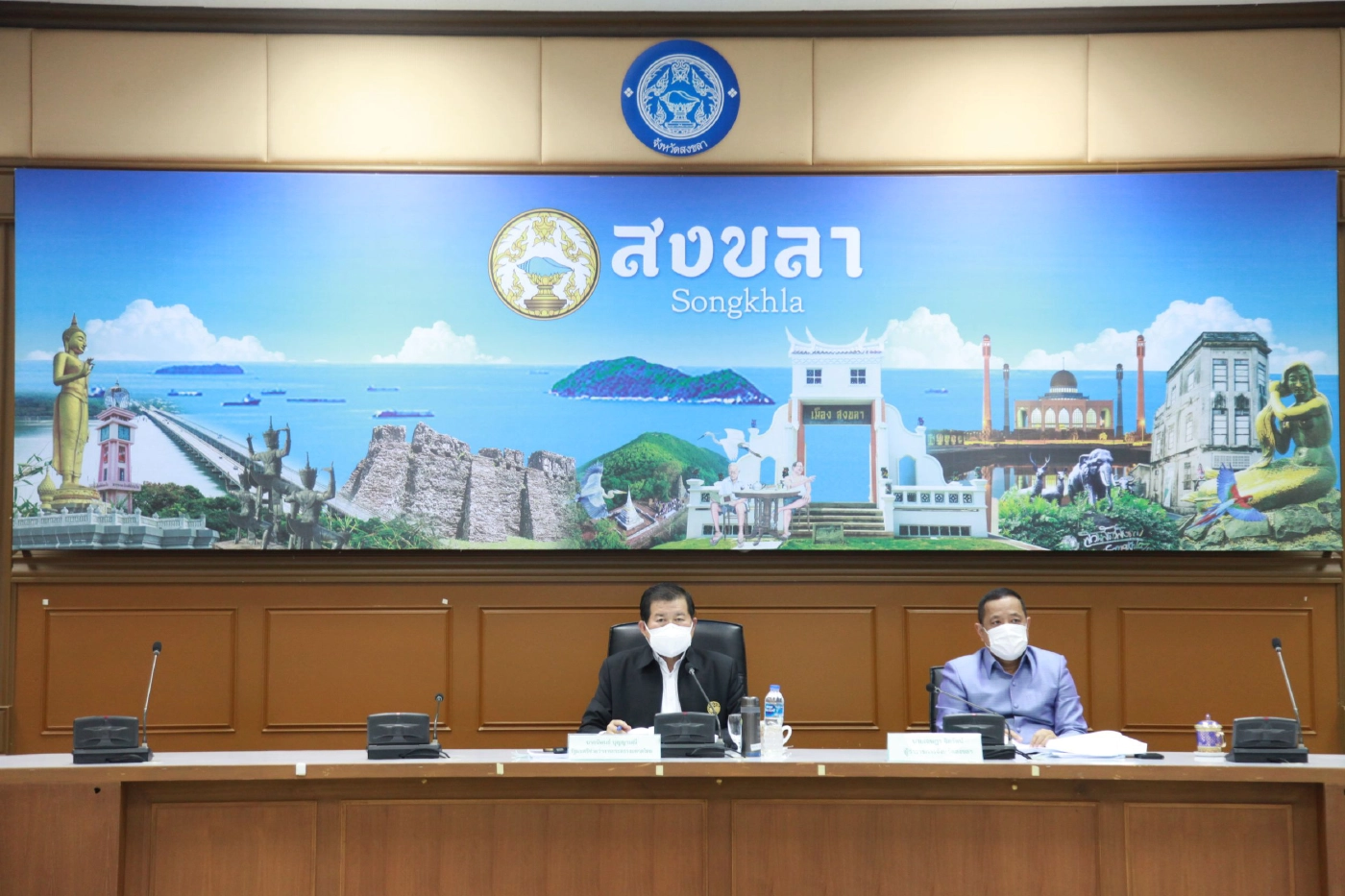 มท.2 ถกด่วนปรับแผนเชิงรุกรับมือโควิดสงขลา