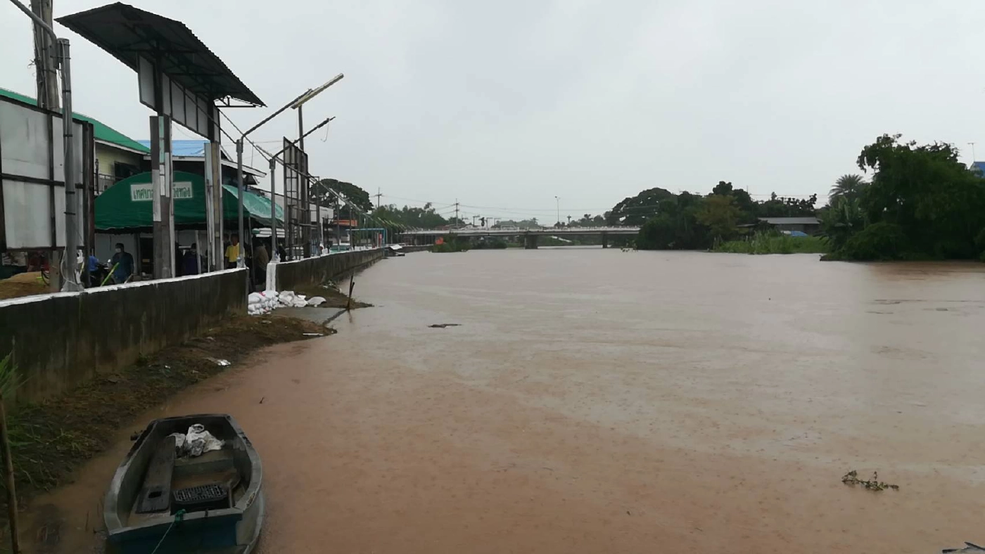 เฉลิมชัย สั่งเยียวยาเกษตรกร ถูกน้ำท่วม เสียหายกว่า 5 ล้านไร่ ให้เร็วที่สุด