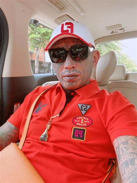 "เก่ง ลายพราง" 