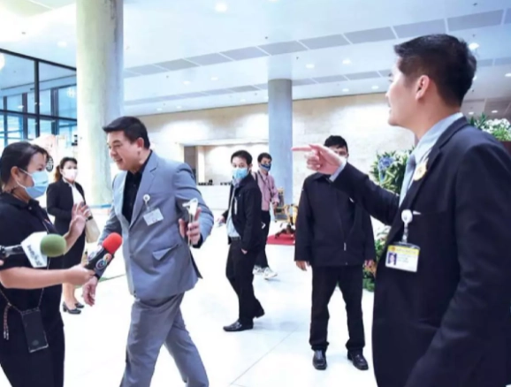 "เต้ มงคลกิตติ์" จ่อร้องสอบ "สิระ" ปมเดิมพัน "ไฮโซลูกนัท" ตาบอด 10 ล้าน