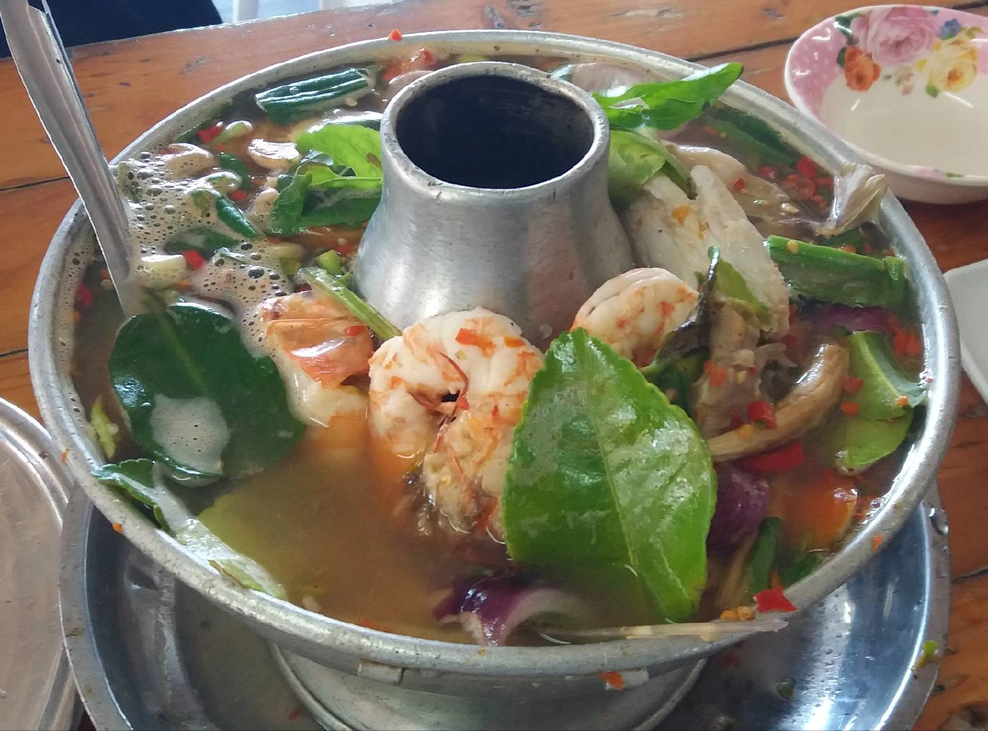 ครัวทะเล วิวดีอิ่มอร่อย ไม่แพง เที่ยวเมืองชลฯ ห้ามพลาด