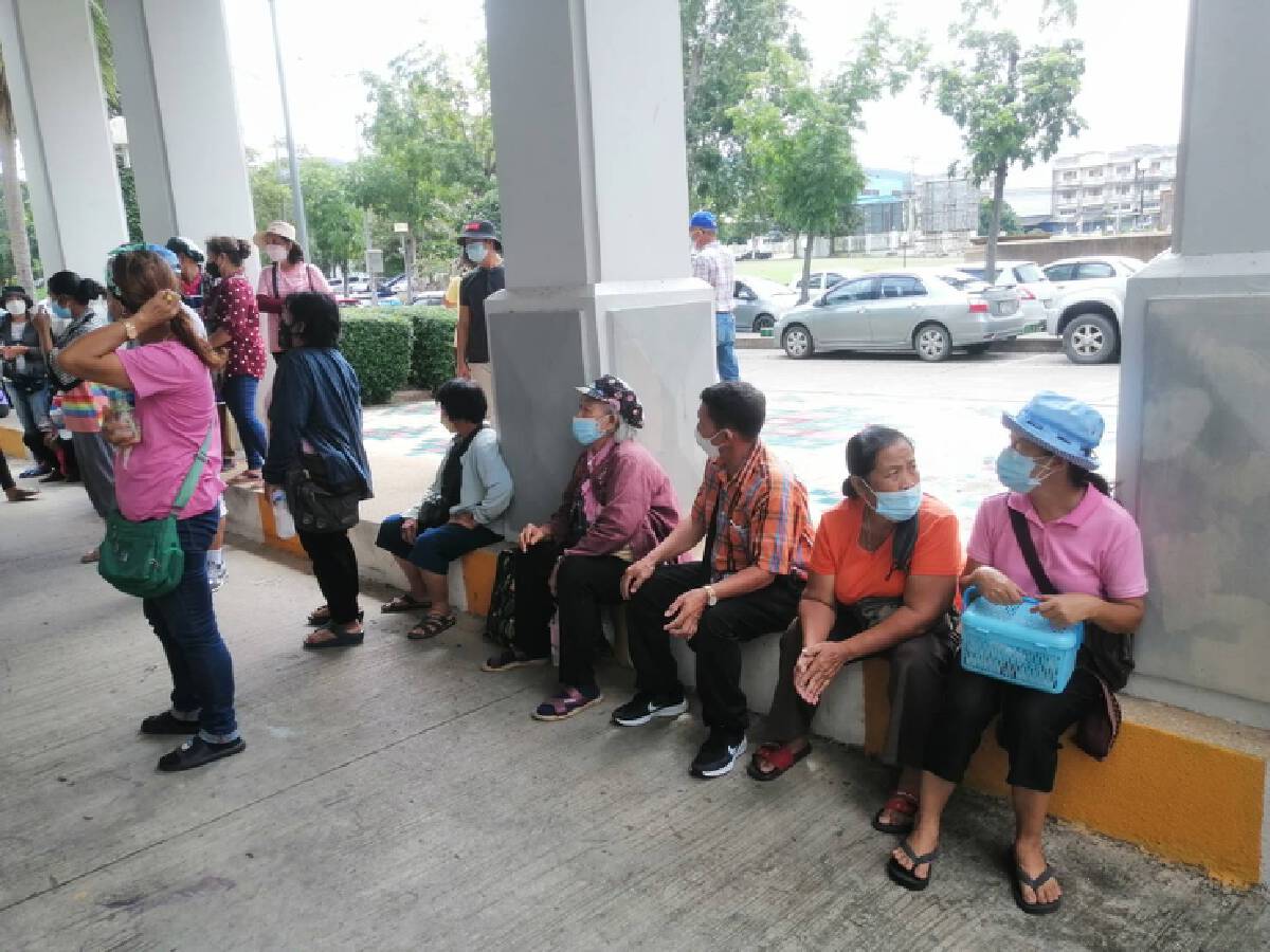 ทน.ลำปางเฉียบห้ามขายบนถนน-เตรียมทำตลาดมาตรฐาน