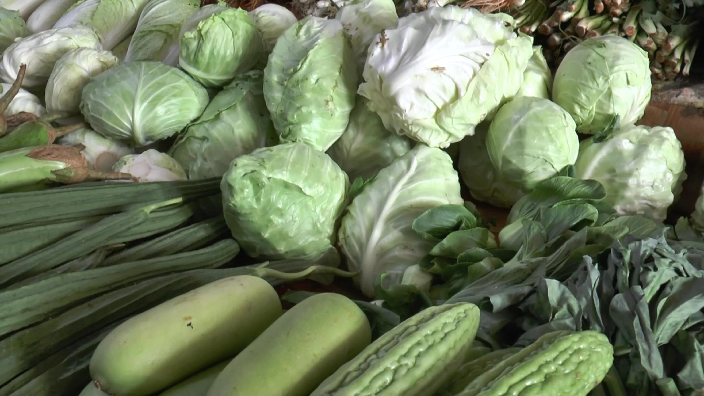 ราคาผักตลาดสดเมืองอุทัย ขึ้นยกแผงรับเทศกาลถือศีลกินเจ 