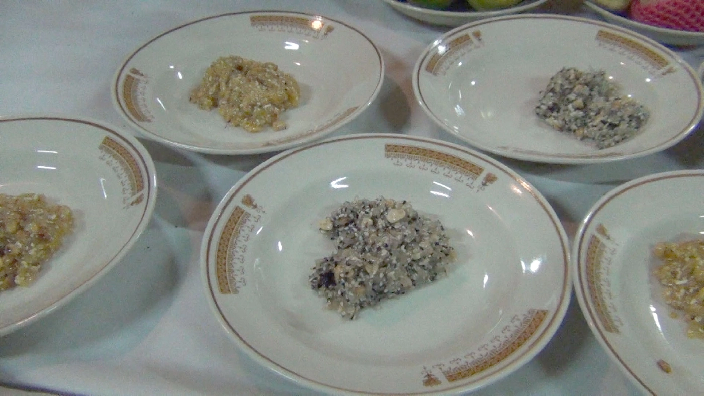 ชาวลำปางสืบสานประเพณี"บูชาข้าวทิพย์"ถวายองค์พระพุทธรูป