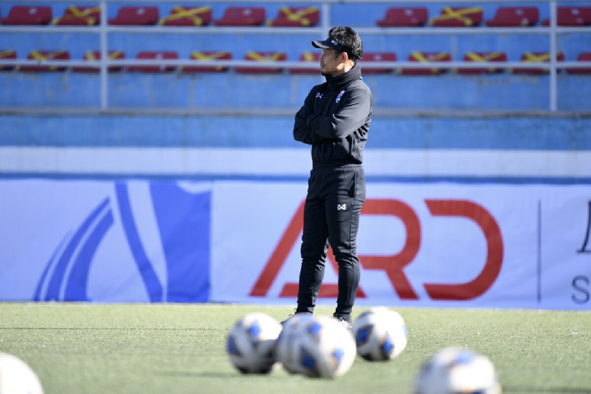"ช้างศึก U23" ประเดิมซ้อมสนามจริง "โค้ชโม้"ชมความมุ่งมั่นแนวรุก