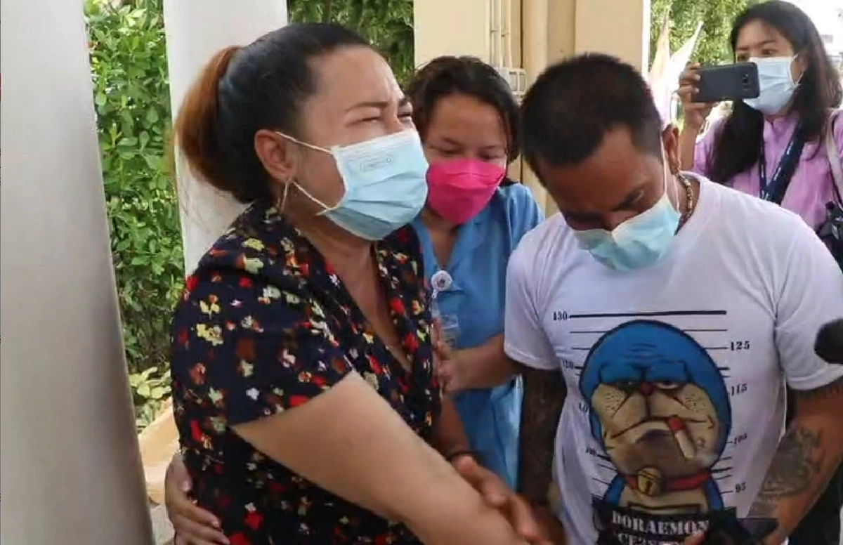 เจอแล้ว! ศพคนขับเรือล่มใกล้วัดพนัญเชิง ลอยโผล่สะพานพระราม 8