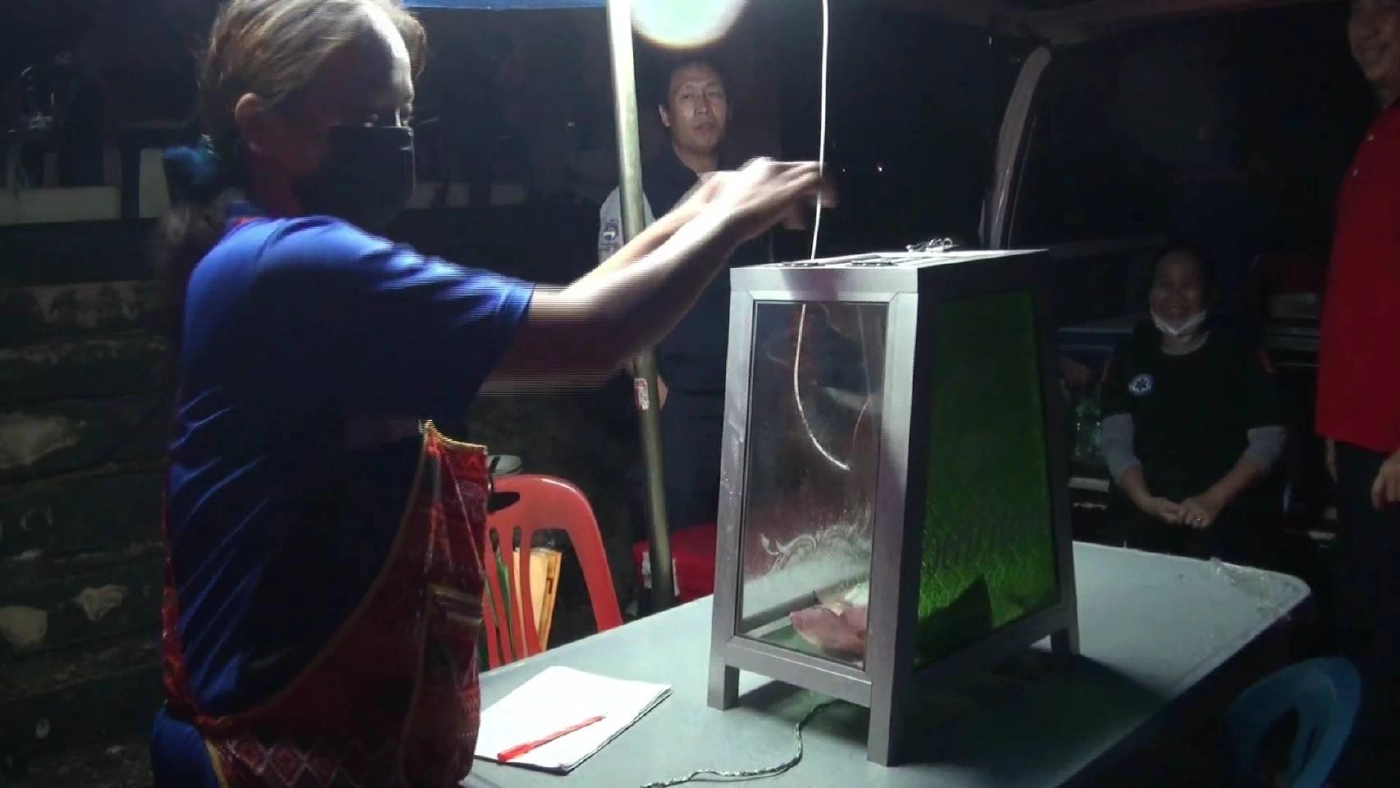 ป่าช้าแตกดีเจไลฟ์สดเปิดเพลงแดนซ์ชวนคนบริจาคช่อมเมรุ