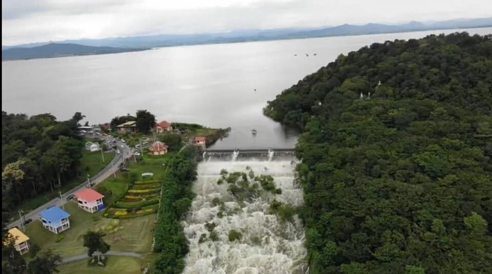 เตือนเขื่อนกระเสียวระบายน้ำเพิ่ม ย้ำเขื่อนแข็งแรงดีหลังมีฝนตกหนักตอนบน