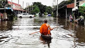 น้ำล้นเขื่อนกระเสียวทะลักท่วม "สุพรรณบุรี"